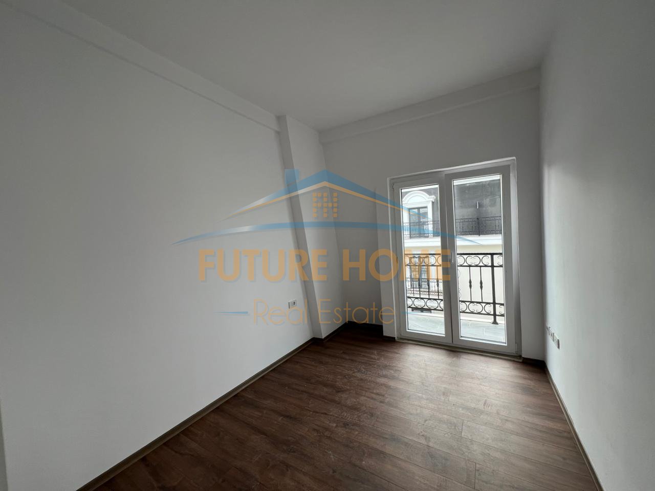 For sale, Apartment 2+1+2, Residence "Porta Tirana e Re" Sauk, Tirana.