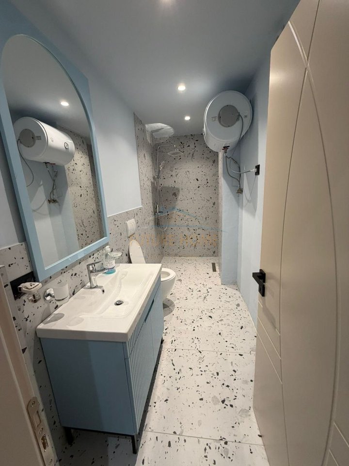 Qera,  7 Apartamente 1+1, Kompleksi Odeon, Ujë Ftohtë,Vlorë .