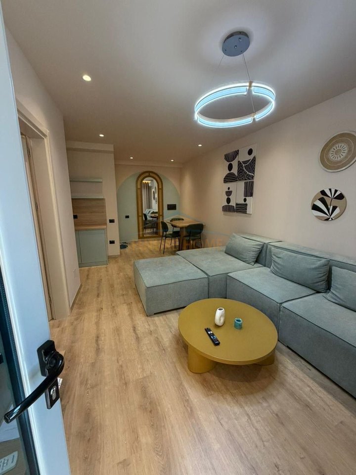 Qera,  7 Apartamente 1+1, Kompleksi Odeon, Ujë Ftohtë,Vlorë .