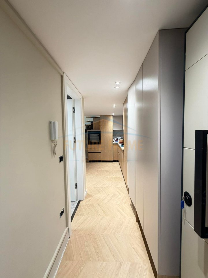 For sale, Duplex + Parking Space, Golden Park