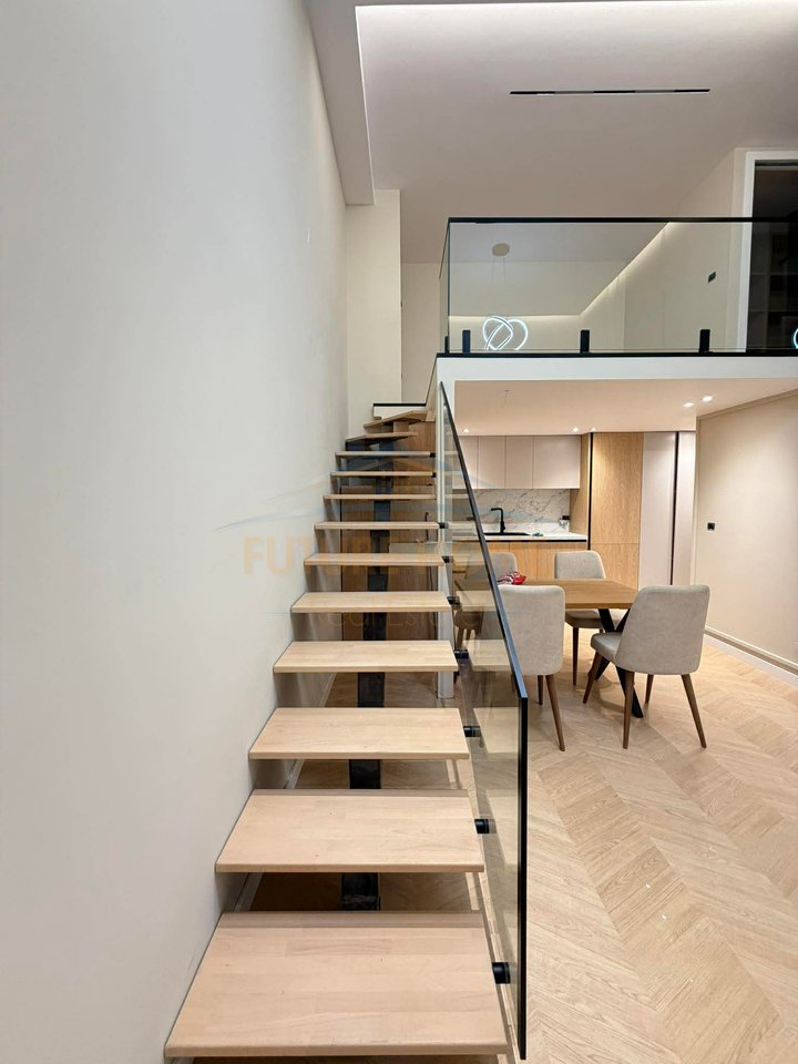 For sale, Duplex + Parking Space, Golden Park