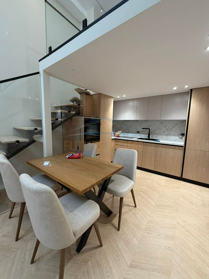 For sale, Duplex + Parking Space, Golden Park