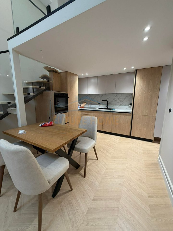 Rent, Duplex + Parking Space, Golden Park