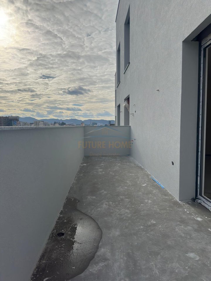 In vendita, appartamento 2+1, Ali Demi, Tirana.