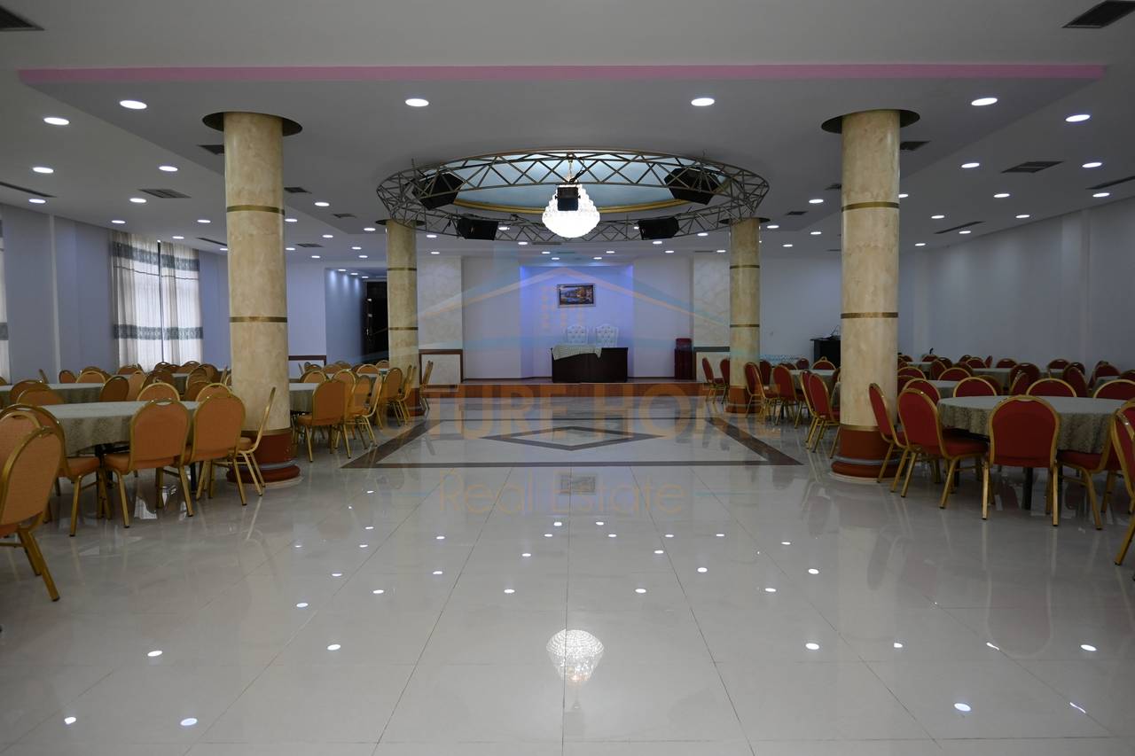 Qera, Resort, Mullet