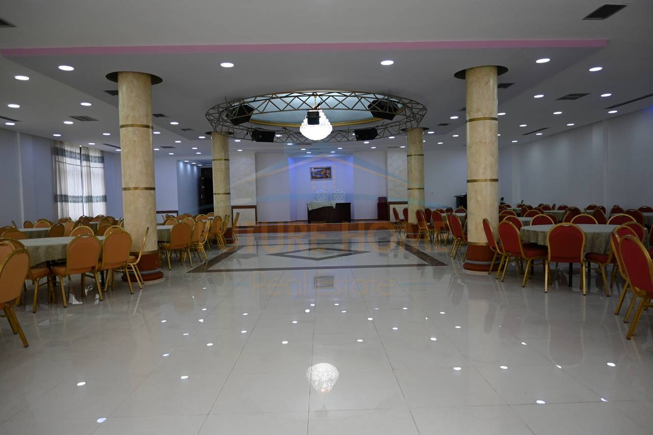 Qera, Resort, Mullet