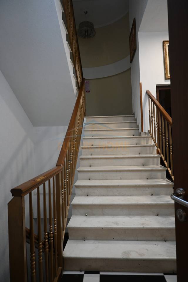 Qera, Resort, Mullet