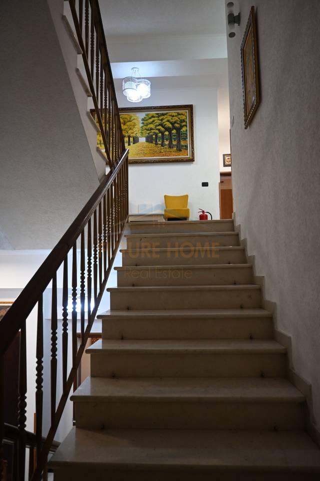 Qera, Resort, Mullet