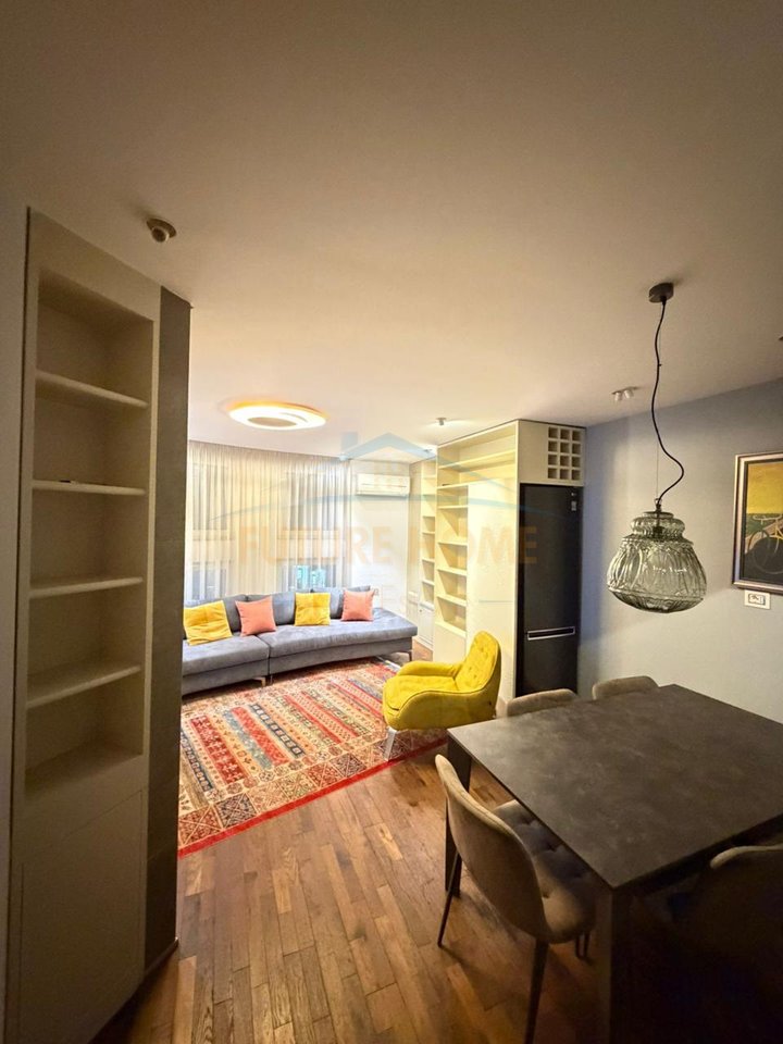 Shitje, Apartament 2+1+2, Rruga e Dibres