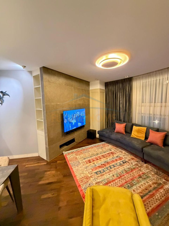 Shitje, Apartament 2+1+2, Rruga e Dibres