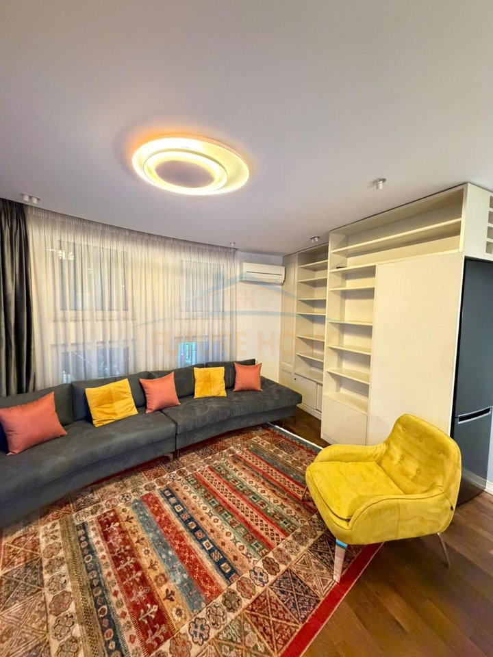 Shitje, Apartament 2+1+2, Rruga e Dibres