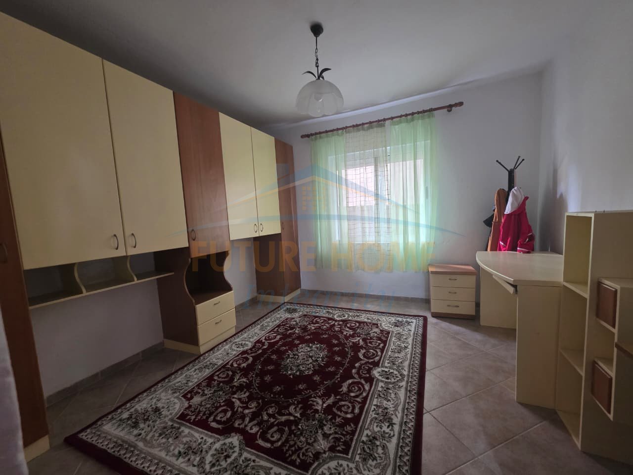 Qera, Apartament 2+1+2+2 Poste Parkimi, Xhamlliku, Tiranë.