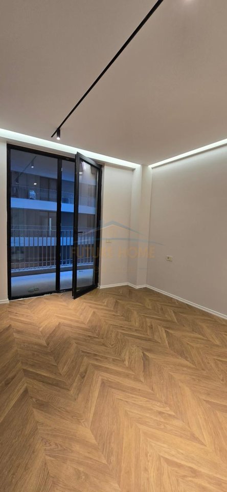 Qera, Apartament 2+1+2, Për Zyra, Mine Peza, Tiranë