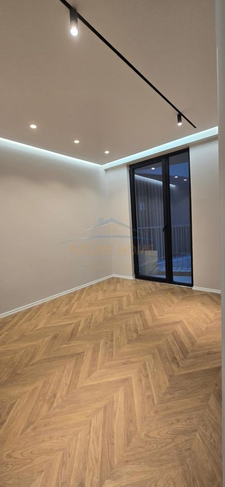 Qera, Apartament 2+1+2, Për Zyra, Mine Peza, Tiranë