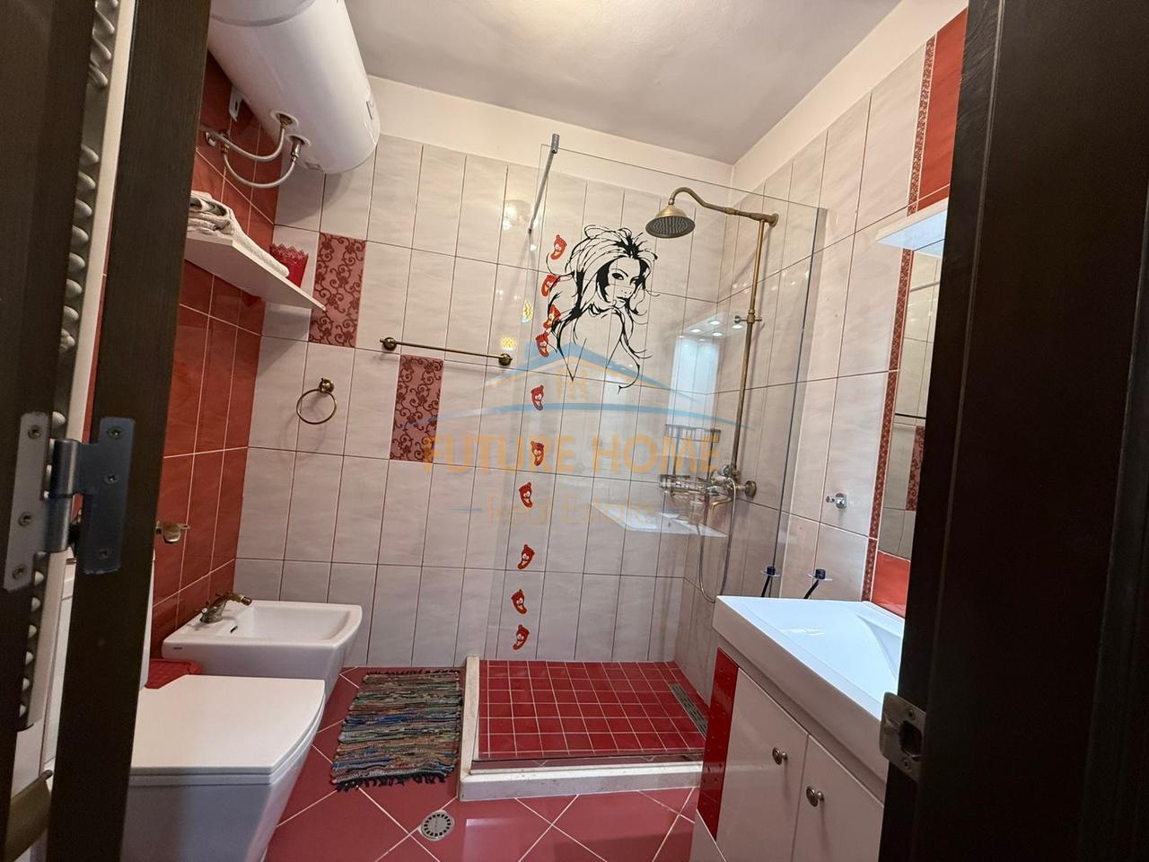 Shitet, Apartament 2+1+2, Yzberisht.