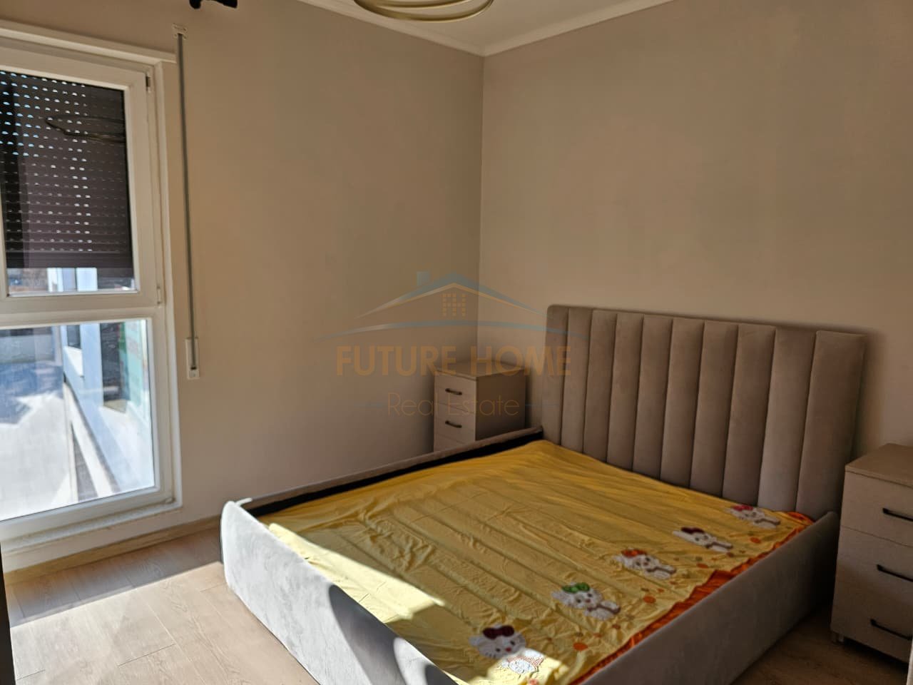 Shitet, Apartament 1+1, Rruga Jordan Misja, Tiranë.