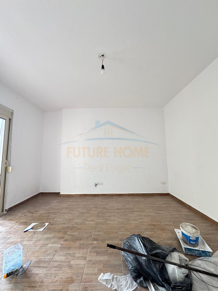 Shitet, Apartament 2+1+2, Ish Rajoni, Durrës