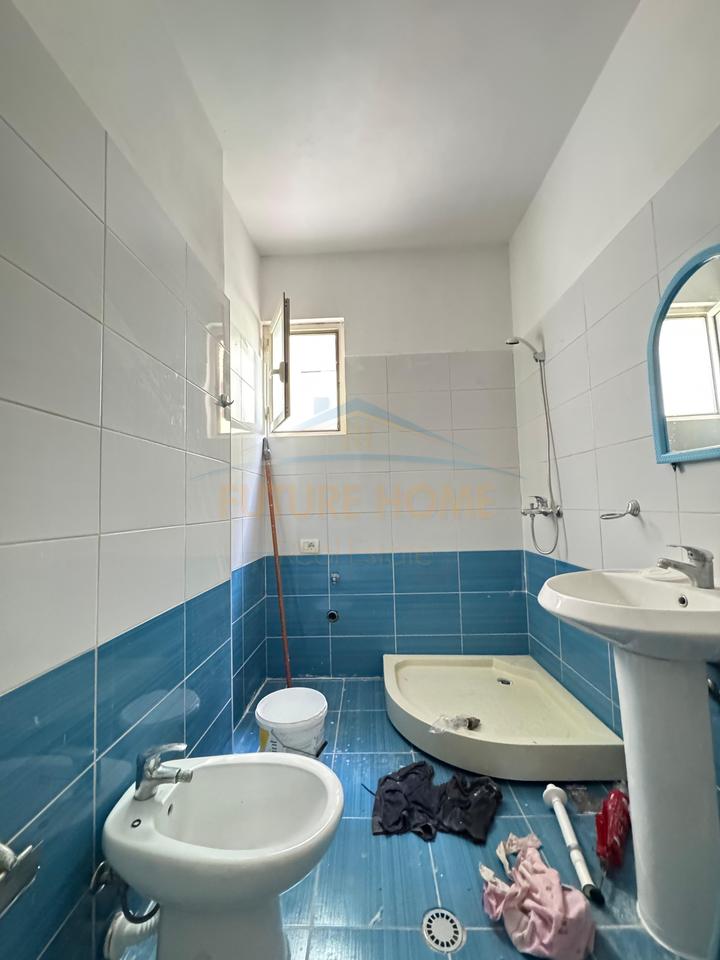 Shitet, Apartament 2+1+2, Ish Rajoni, Durrës