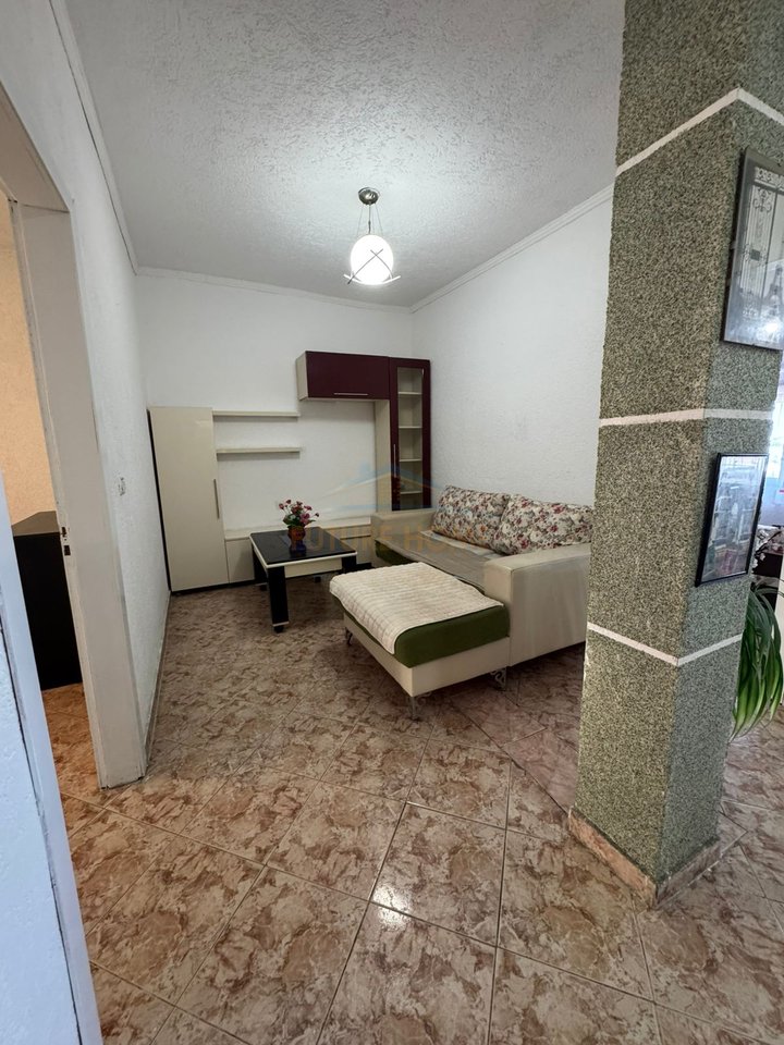 Qera, Apartament 3+1, Laprake, Tirane.