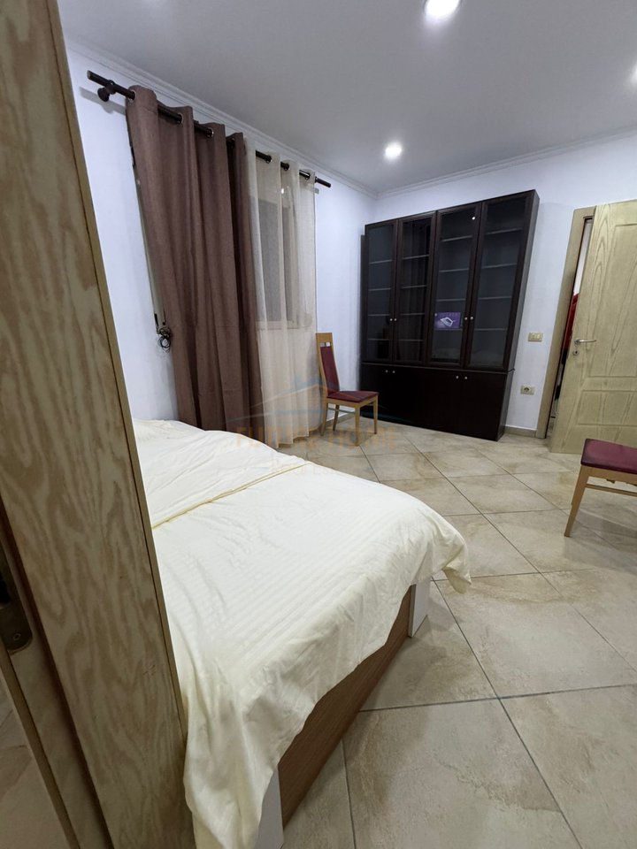 Affitto, Appartamento 3+1, Via Kavaja, Tirana.