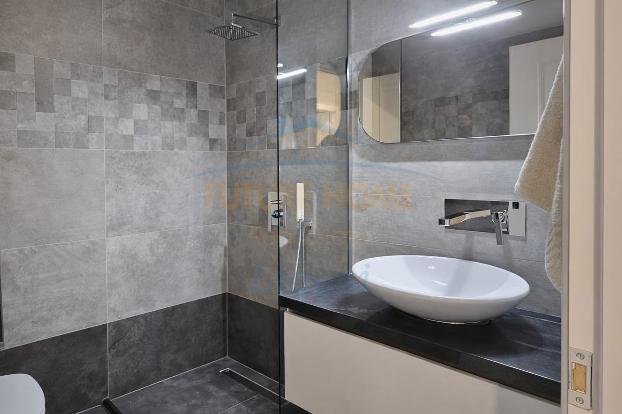 Qera, Apartament 2+1, Myslym Syri, Tiranë.