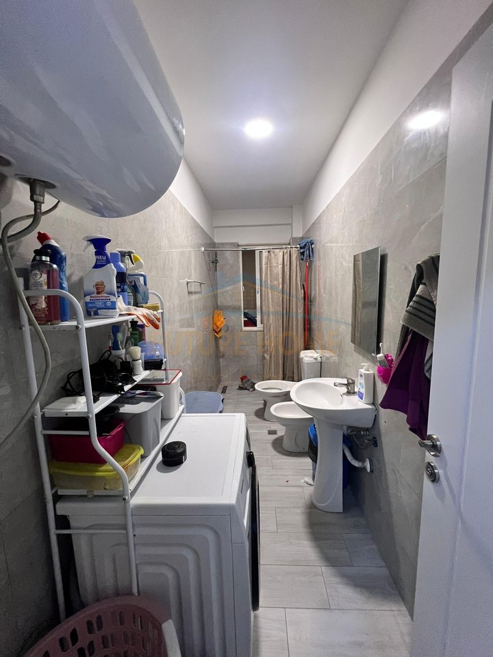 Shitet , Apartament 2+1, te Ardeno