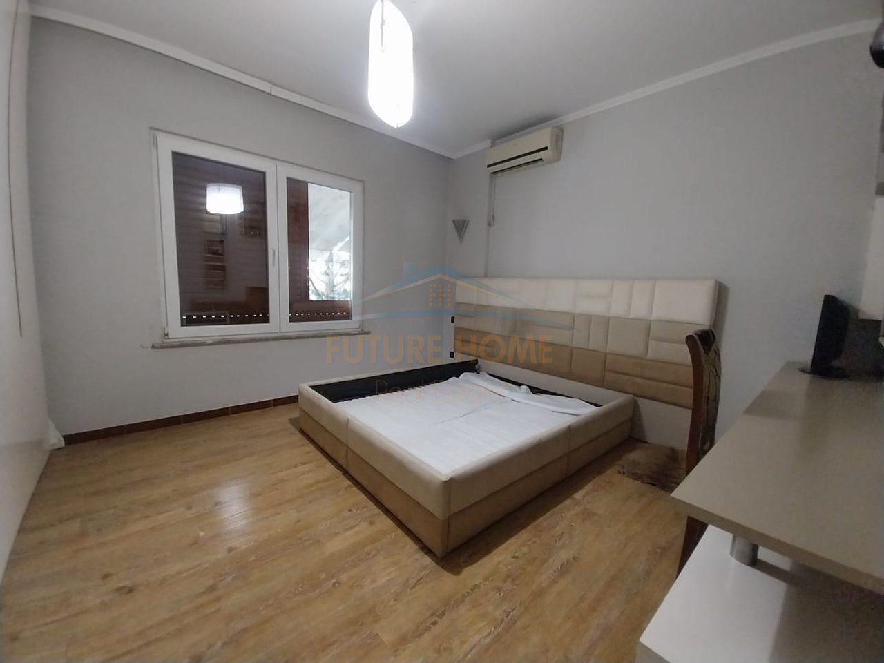 Rent, Apartment 3+1+2, 5-Maji Street, Tirana.