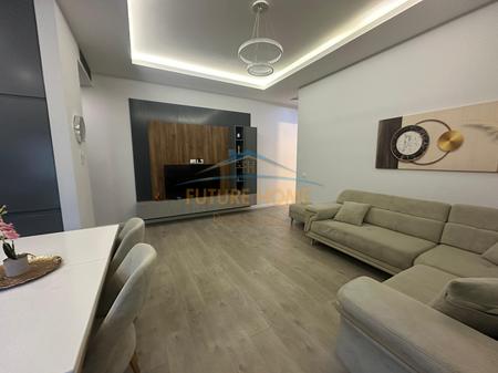 Qera, Apartament 2+1+ Parking,Kompleksi Delijorgji !