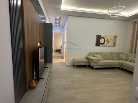 Qera, Apartament 2+1+ Parking,Kompleksi Delijorgji !