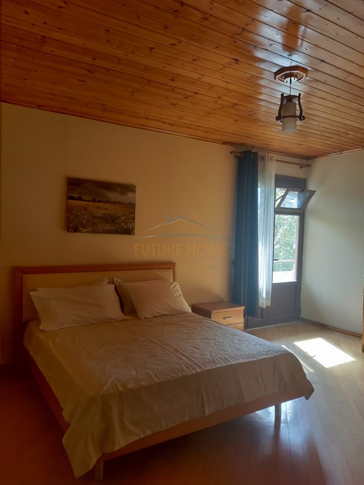 Shitet , Ndërtesë 3 - katëshe , Rruga Fejzo Mema, Vlorë