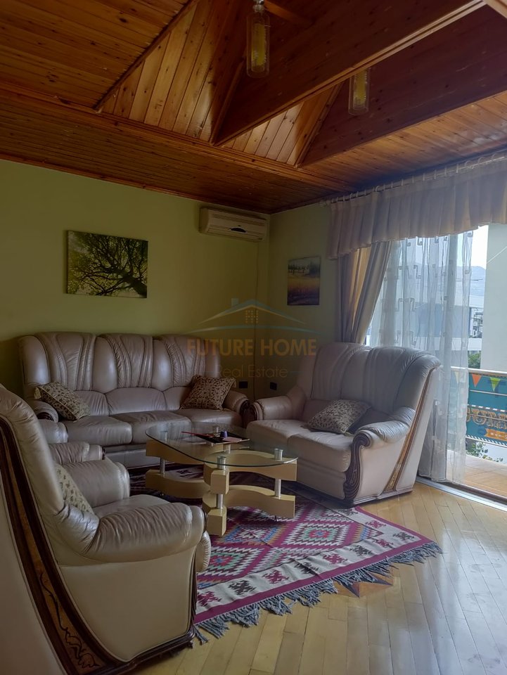 Shitet , Ndërtesë 3 - katëshe , Rruga Fejzo Mema, Vlorë