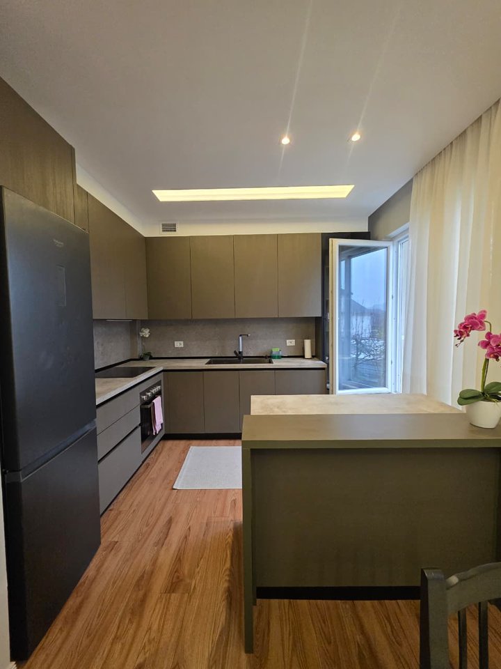 Qera, Vile 2-Kateshe, Prush, Tirane