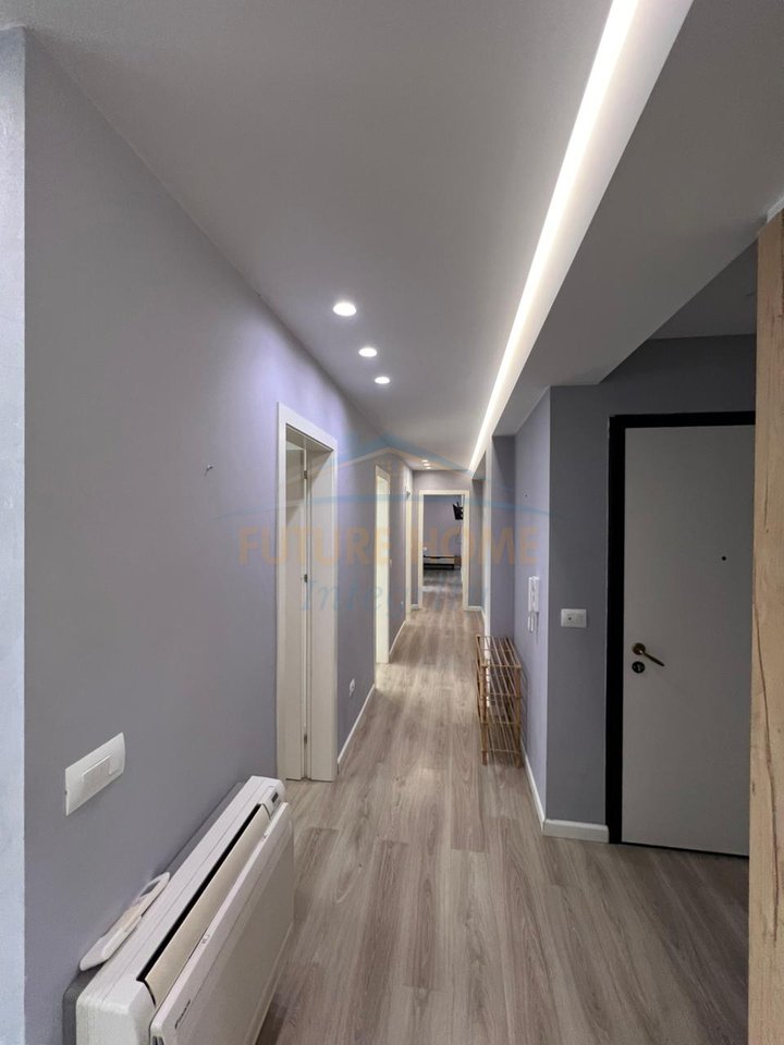 Qera, Apartament 3+1+2+Post Parkimi, SunRise Residence, Tiranë.