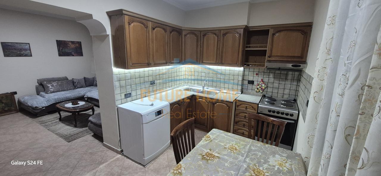 Qira, Apartament 1+1, Pazari i Ri, Tirane.