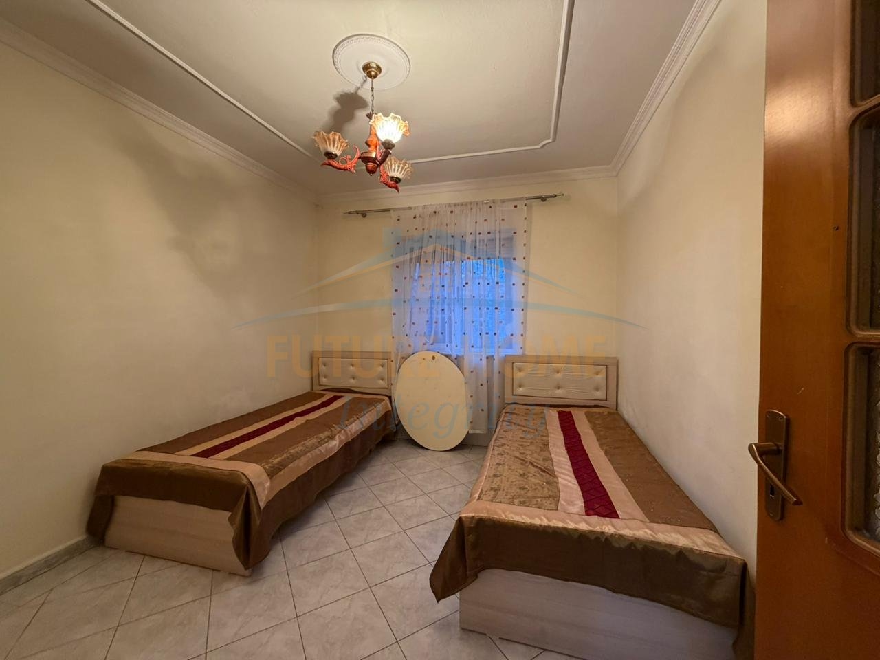 In vendita, appartamento 2+1, Oxhaku, Tirana.