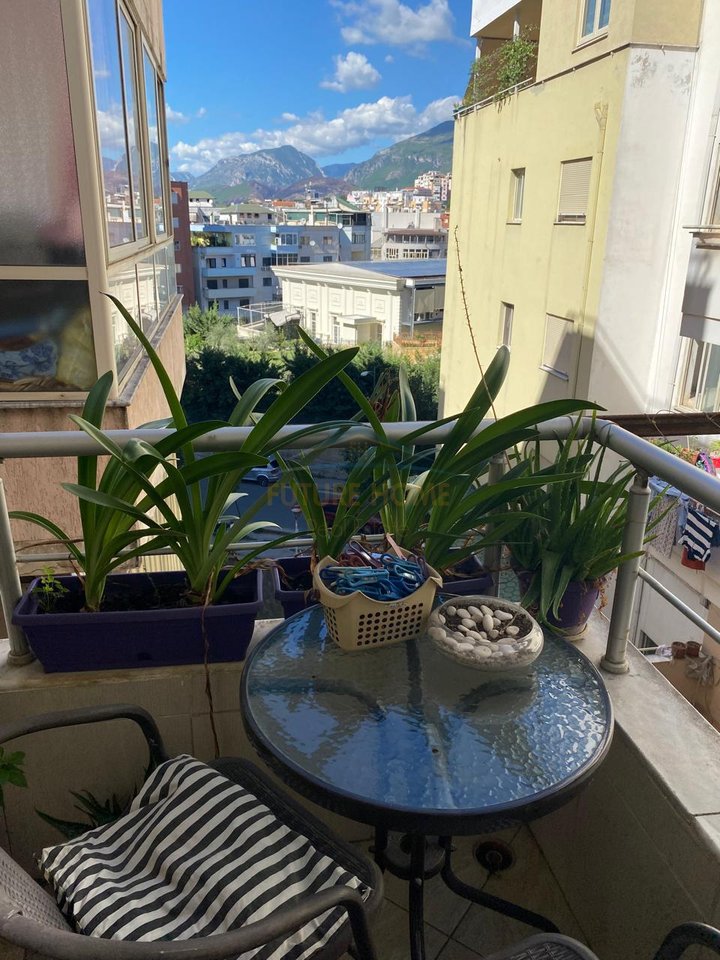 In vendita, appartamento 2+1, Fresku, Tirana.