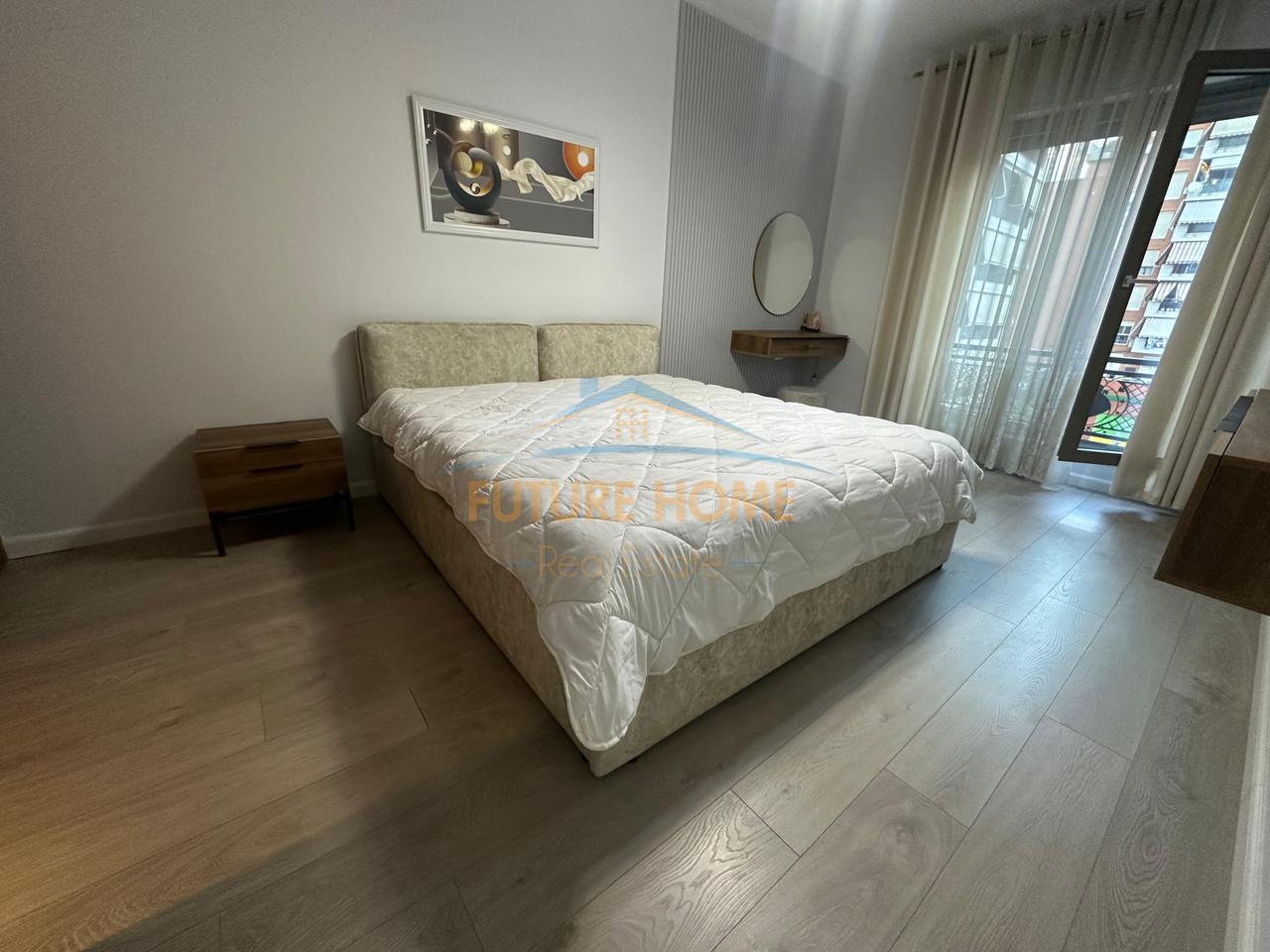 Qera, Apartament 2+1+ Parking,Kompleksi Delijorgji !
