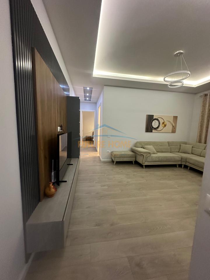 Qera, Apartament 2+1+ Parking,Kompleksi Delijorgji !