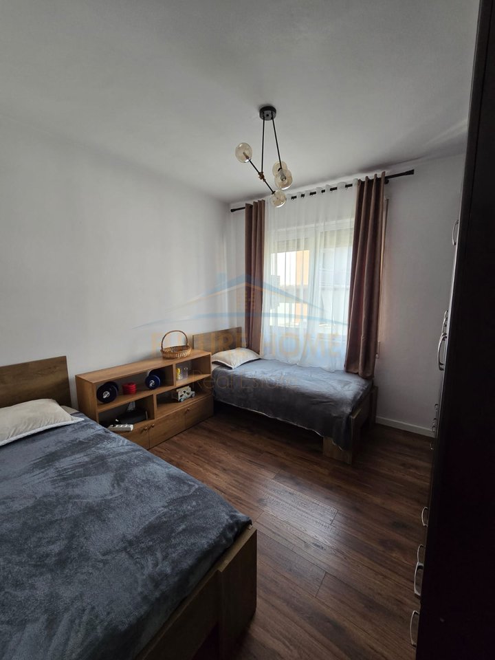 Qera, Apartament 2+1+2+Post Parkimi ,Liqeni i thate
