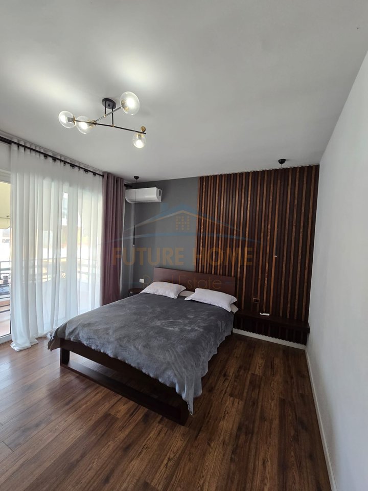 Qera, Apartament 2+1+2+Post Parkimi ,Liqeni i thate