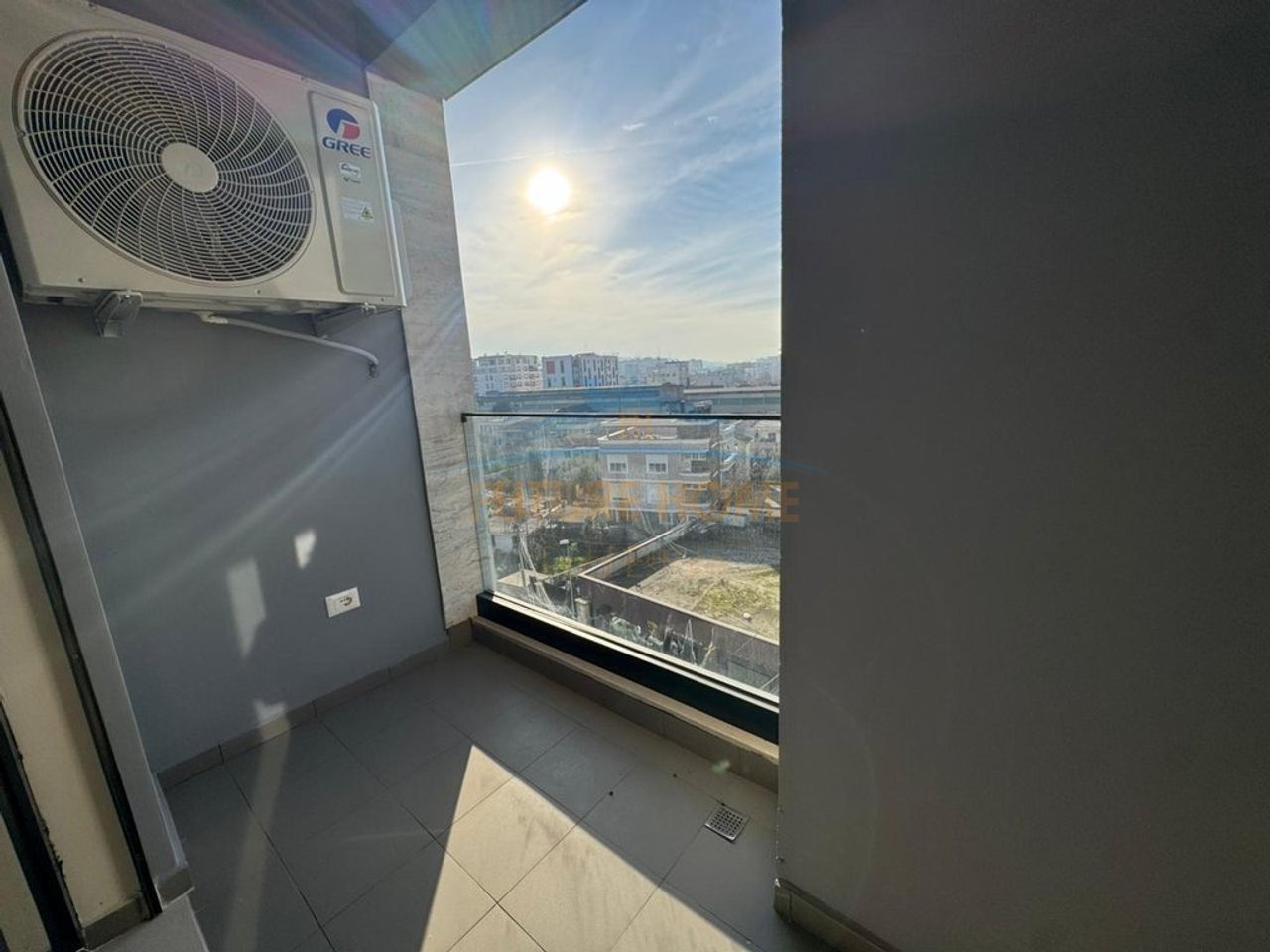 Qira, Apartment 1+1+ Parking Space, for office, Jordan Misja, Tirana.