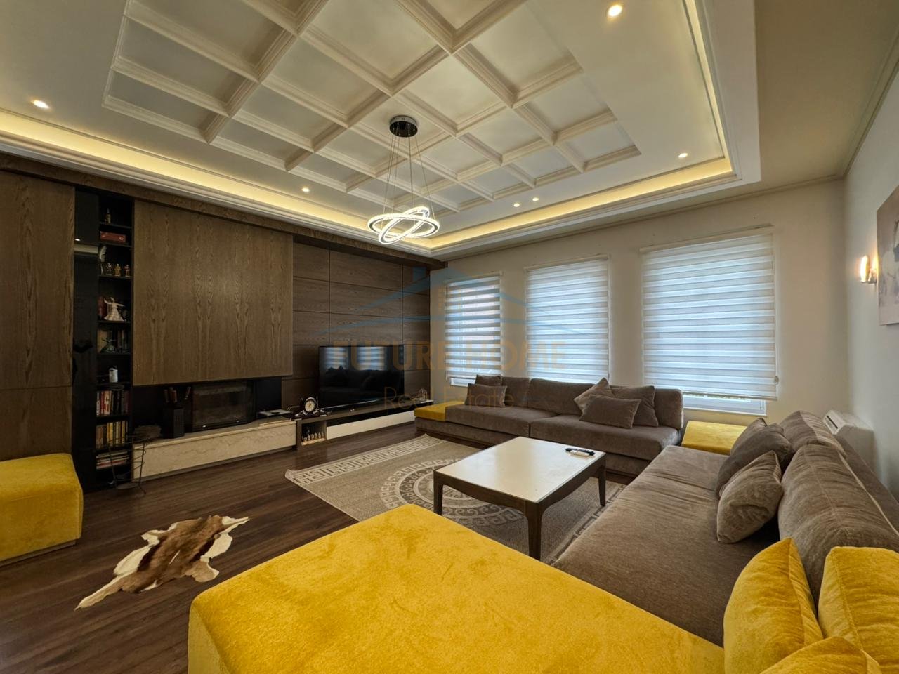 Shitet, Vilë 2-Katëshe, Kamëz, Tiranë.