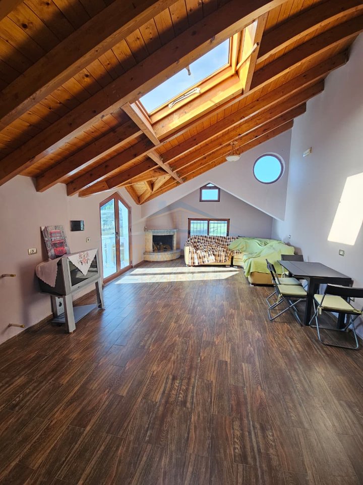 In Vendita, Villa su 3 Piani + Mansarda, Mali Robit, Durazzo