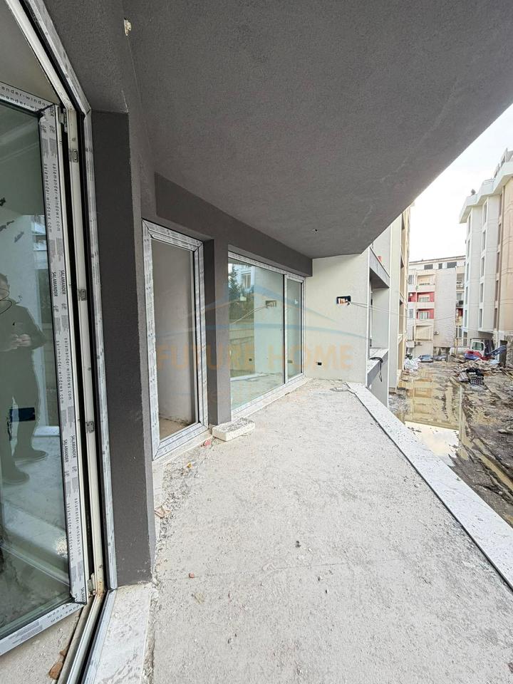 Shitet , Apartament 2+1+2 , Kompleksin Palladium