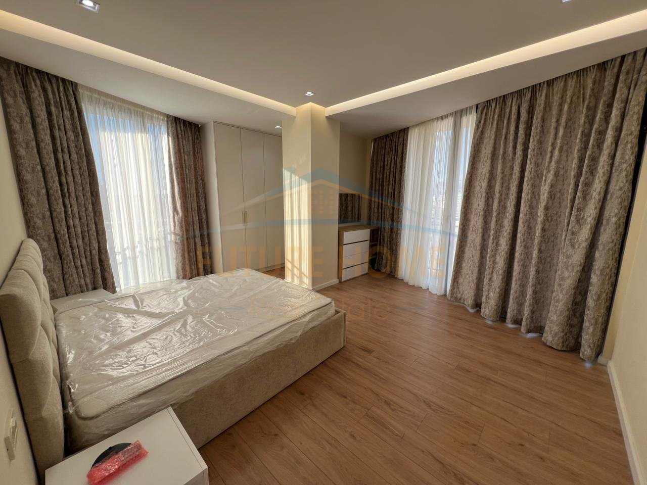Qera, Apartament 2+1+, Golden Tower Residence, Tiranë.