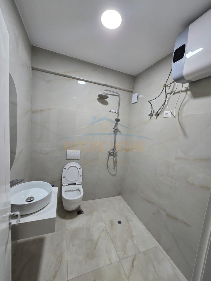 Affitto, Appartamento 2+1+2, Ali Demi, Tirana.