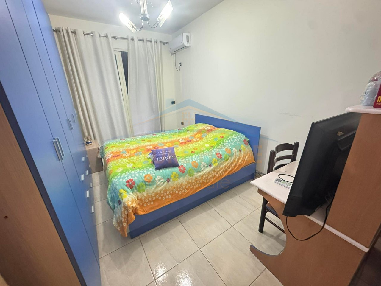 Shitet, Apartament 2+1, Unaza e Re