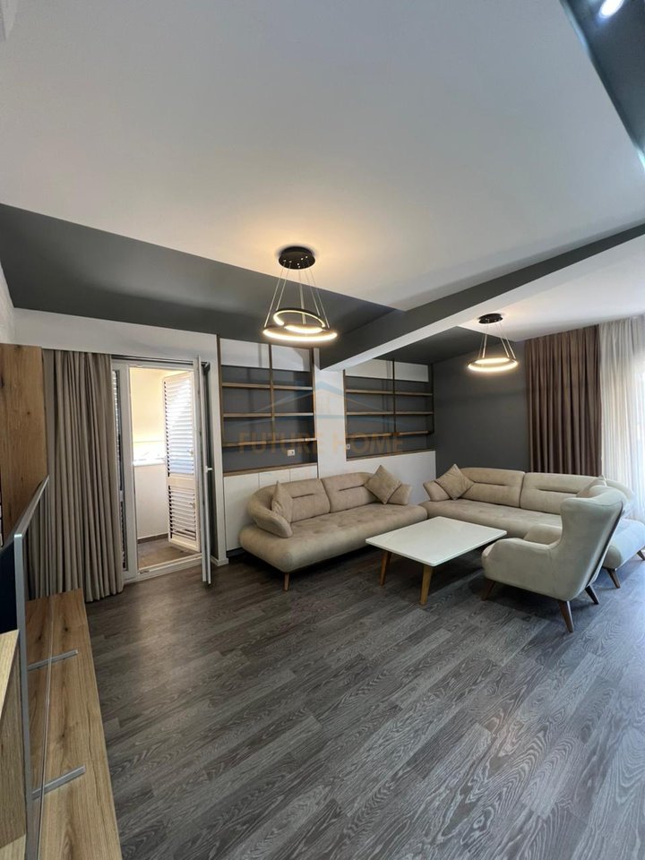 Qera, Apartament 3+1+2 + Post Parkimi, Rruga Bill Klinton, Tirane