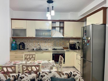 In vendita, Appartamento 1+1, Unaza e Re