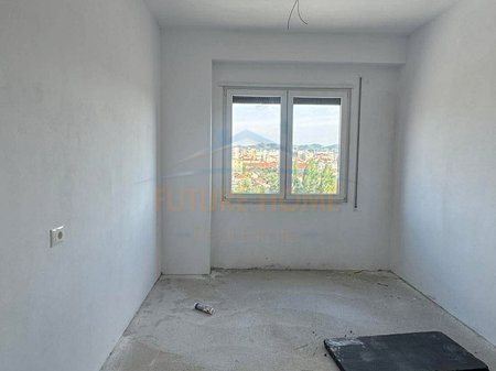 Qera, Apartament 2+1, Paskuqan
